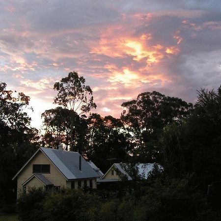 Glass House Mountains Ecolodge Exterior foto